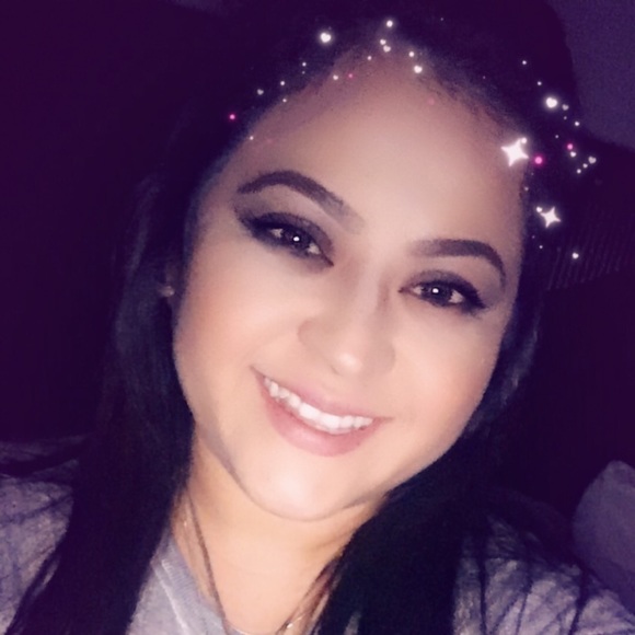 Meet your Posher, Joann - Picture 1 of 1